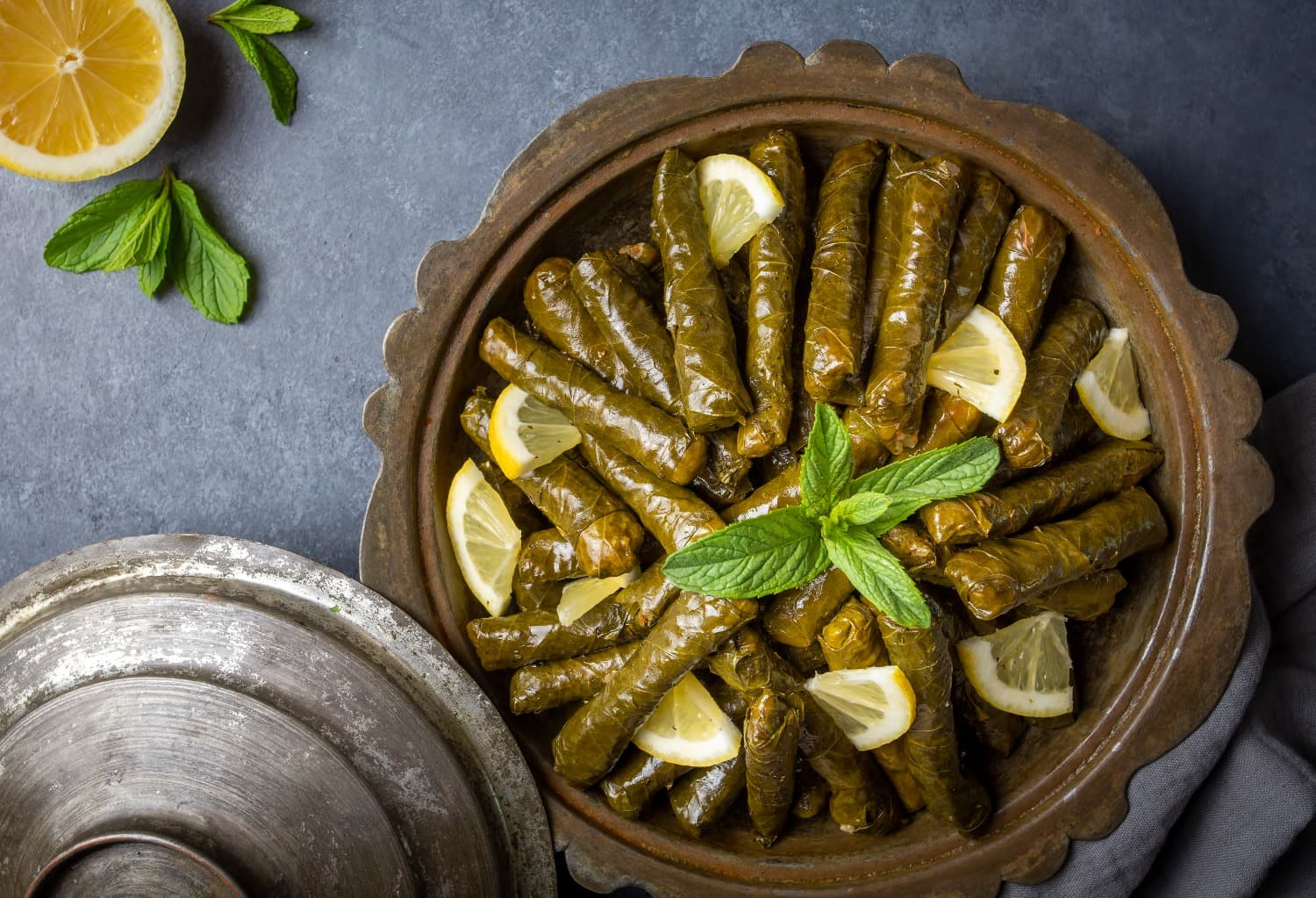 Zeytinyağlı Yaprak Sarması Tarifi